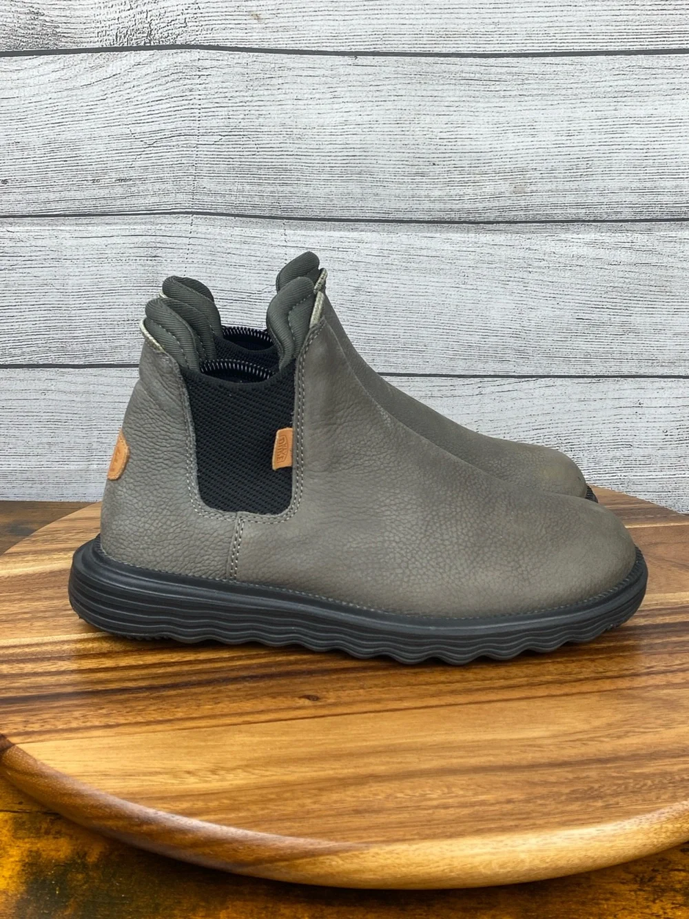 Hey Dude Branson Boot Grey Craft Leather Lightweight Chelsea Style Men’s Size 7